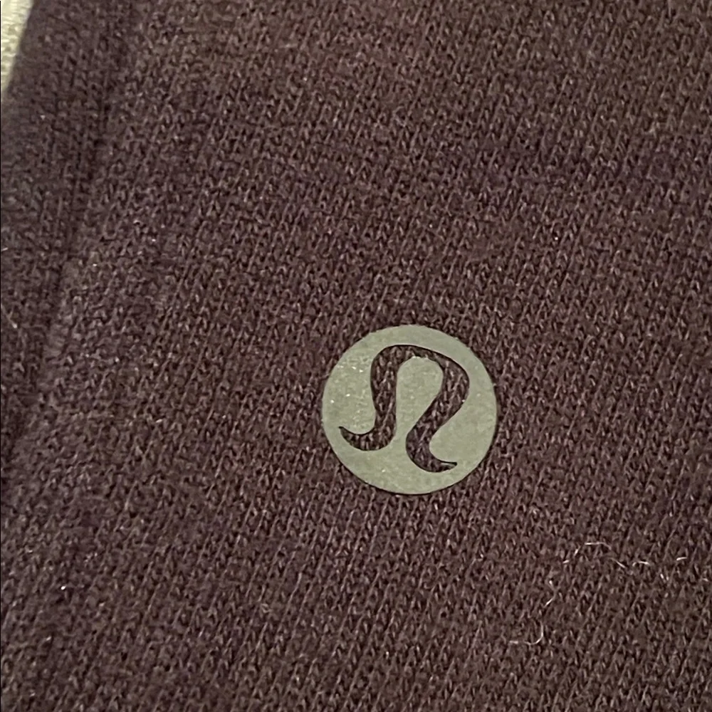 Lululemon Scuba High-Rise Cropped Jogger Black size 4 - Picture 8 of 12